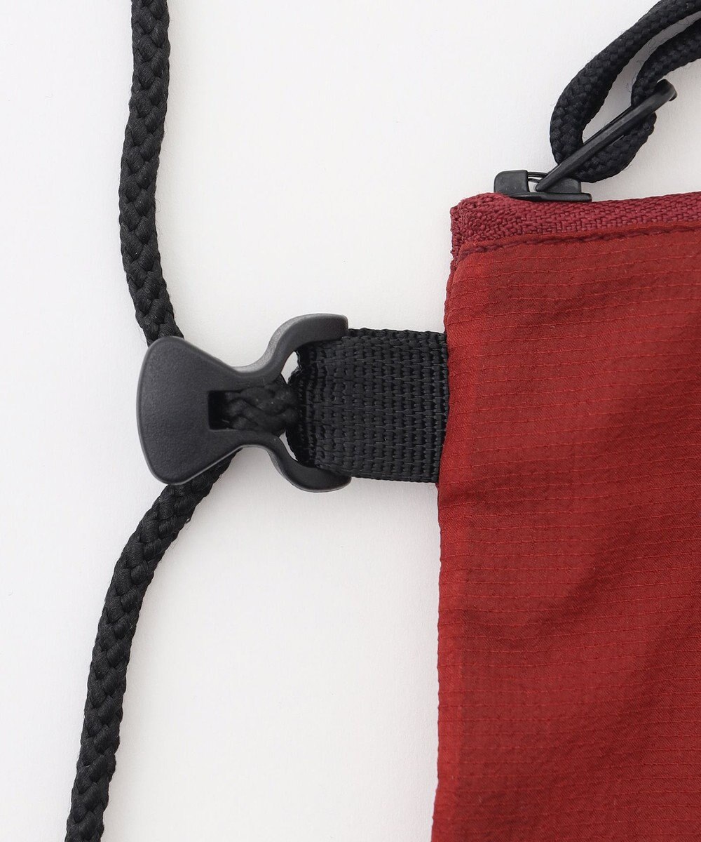 JOSEPH ABBOUD MOUNTAIN 【軽量/ECO撥水/小さくたためる】ナイロンフライリップサコッシュ 