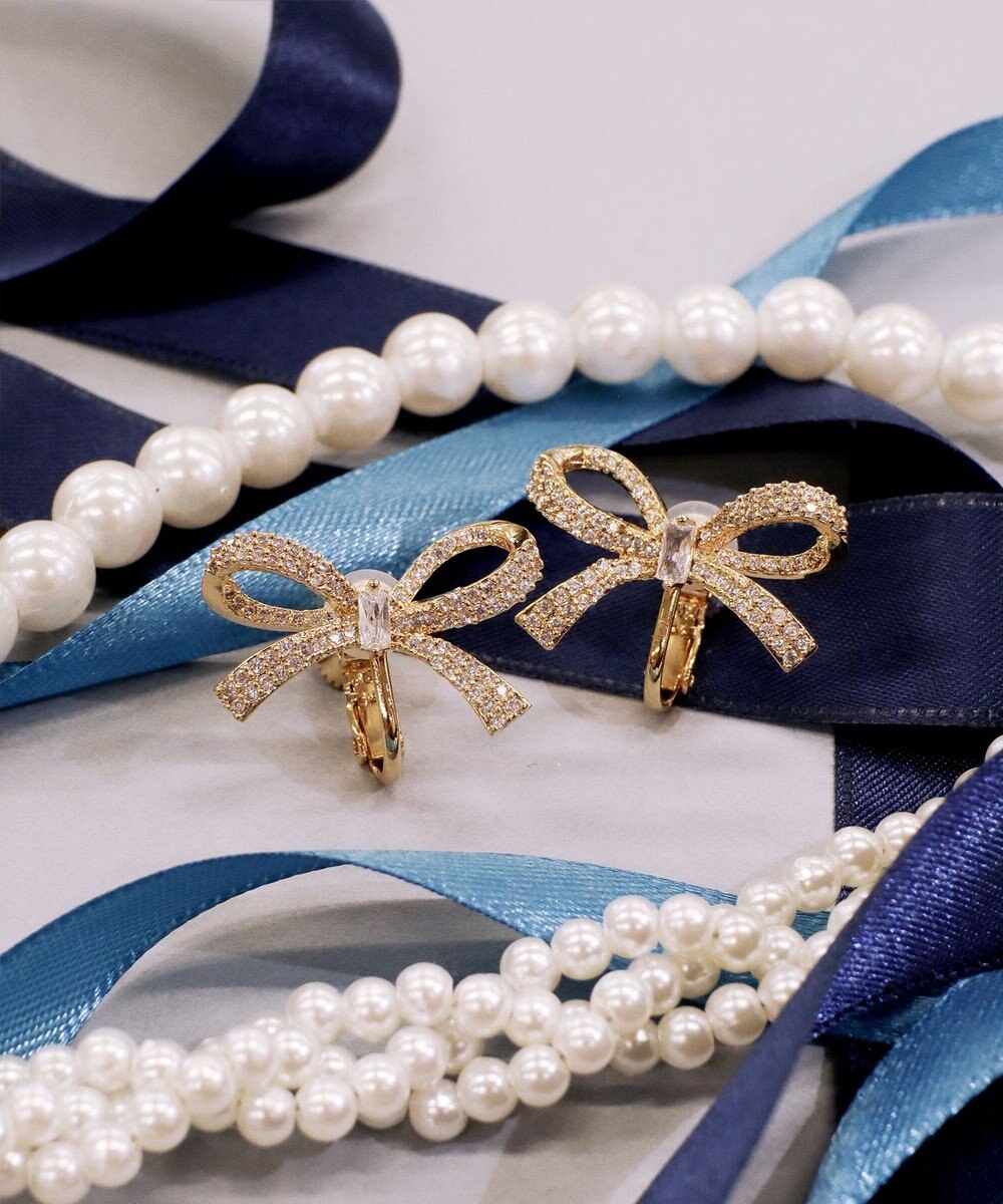 Tiaclasse クリスタルリボンイヤリング 