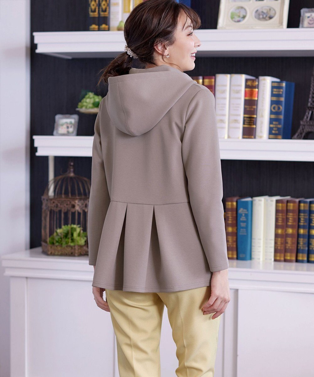 Tiaclasse ソフトダンボールバックフレアフーディー 