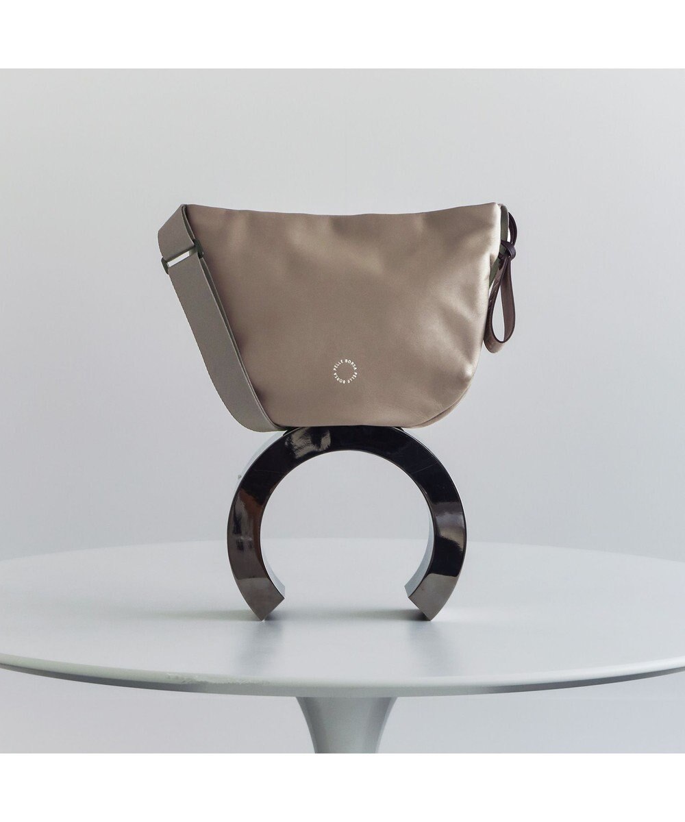 PELLE BORSA ラウンドショルダー Cheers Leather チアーズレザー 4677 