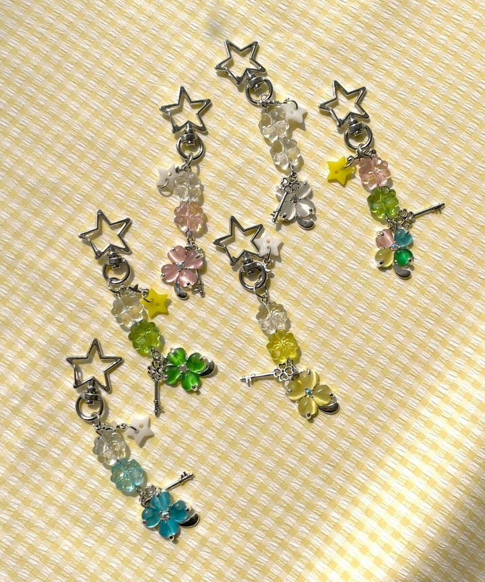 WEGO ビジュークローバービーズキーホルダー 