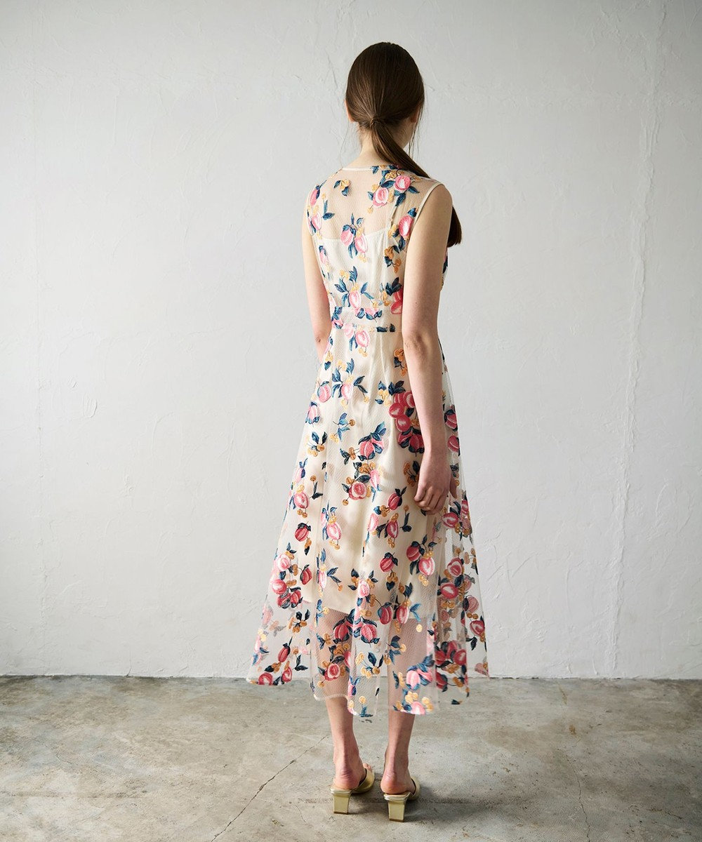 GRACE CONTINENTAL サマーフルーツ刺繍ワンピース 