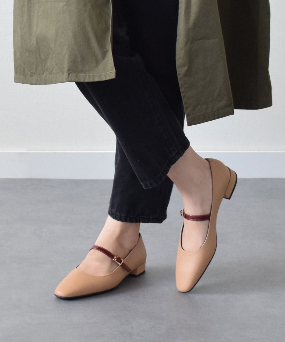 INTER-CHAUSSURES 【FABIO RUSCONI】スクエアトウワンストラップパンプス 