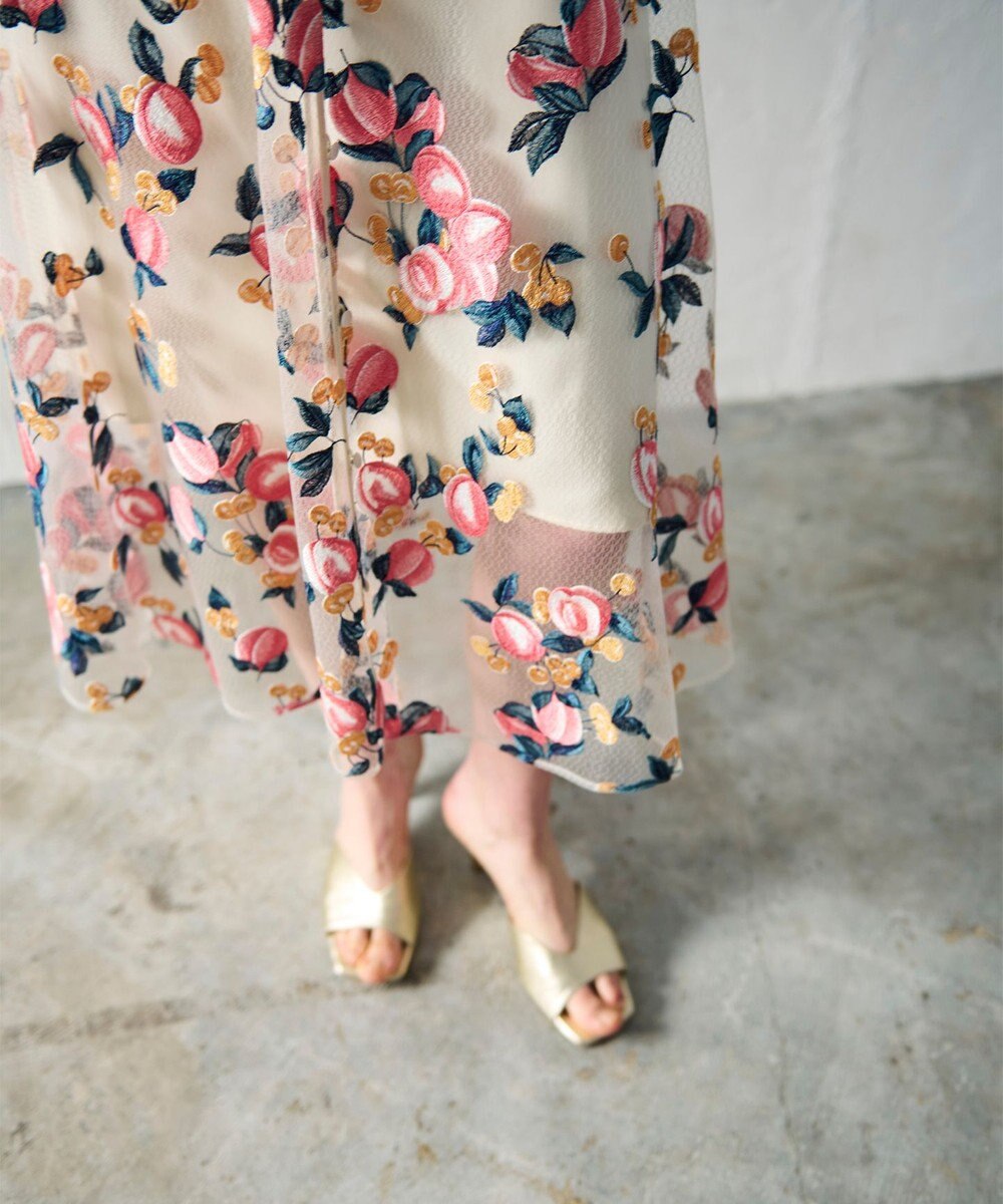 GRACE CONTINENTAL サマーフルーツ刺繍ワンピース 