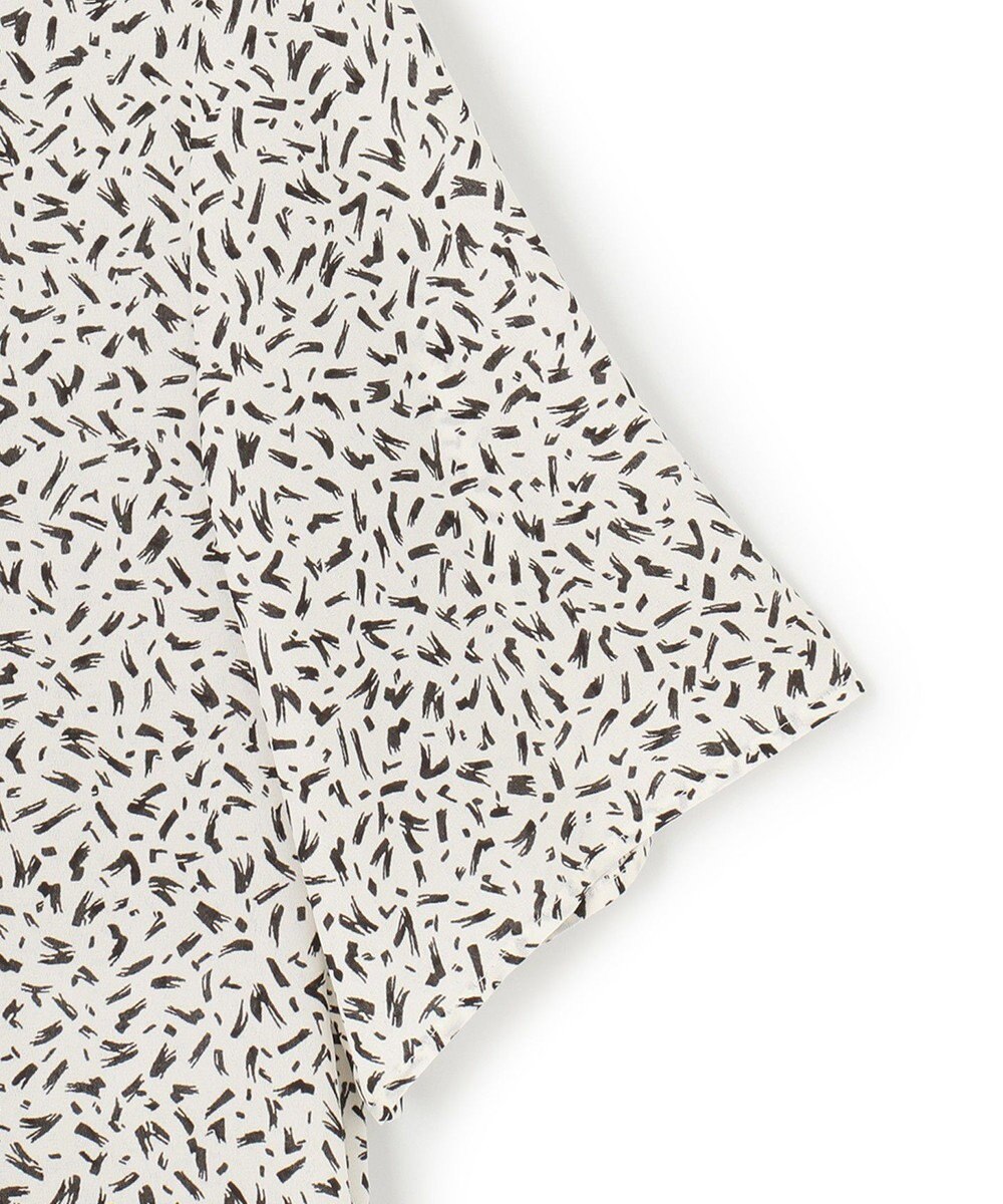 23区 【接触冷感/吸水速乾】ペインティングプリント ブラウス 