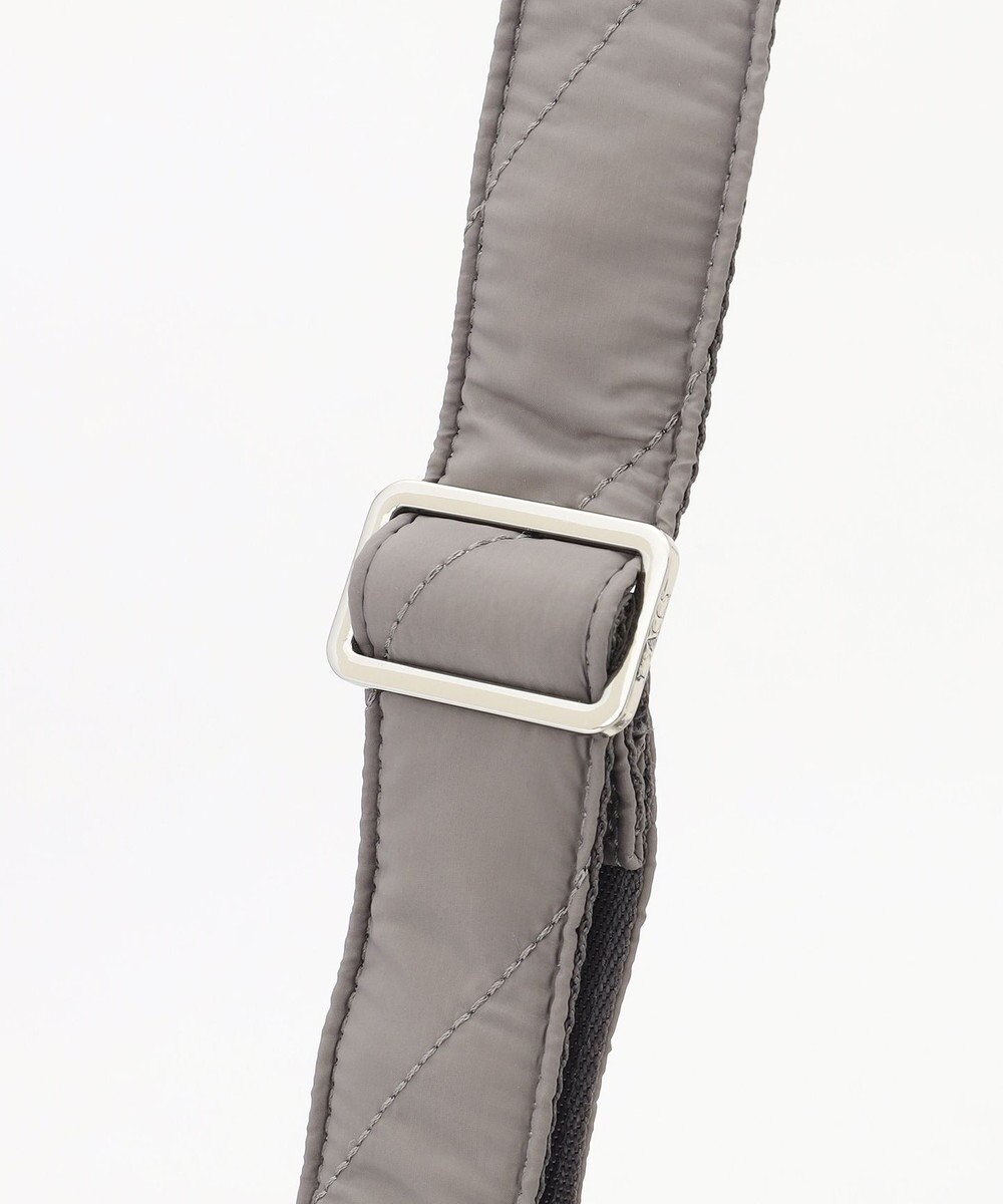 Y'SACCS バイアスキルトショルダー 