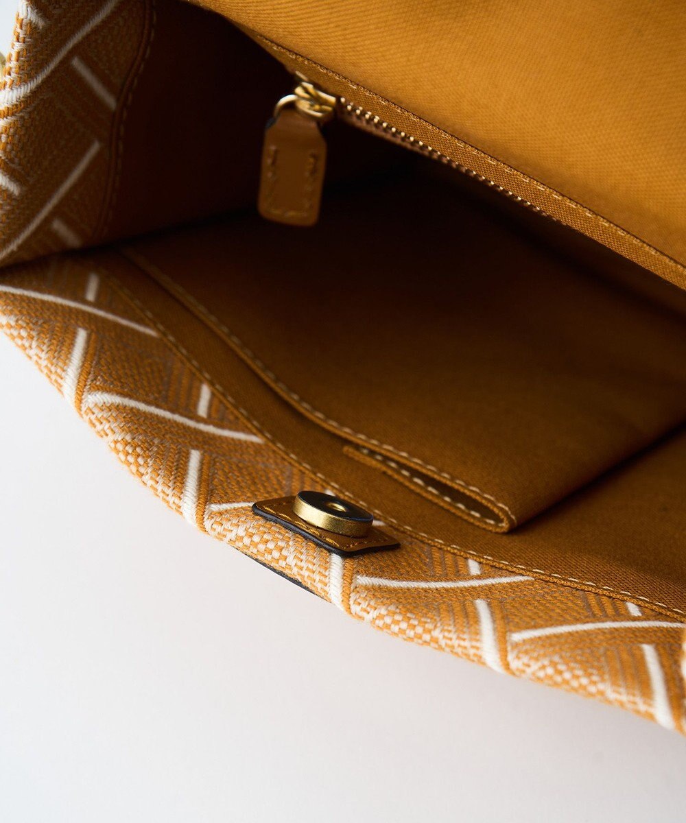 MIYABIYA LAQUOH クロス柄ジャガードショルダーバッグ 