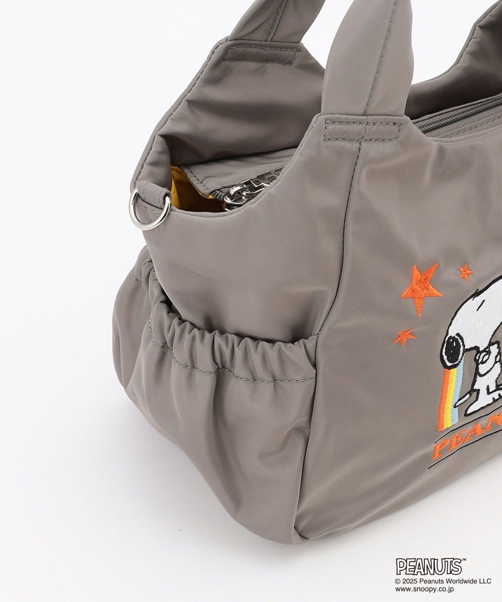 Y'SACCS SNOOPYデザイン サイドギャザー2wayトート　Sサイズ(レインボー） 