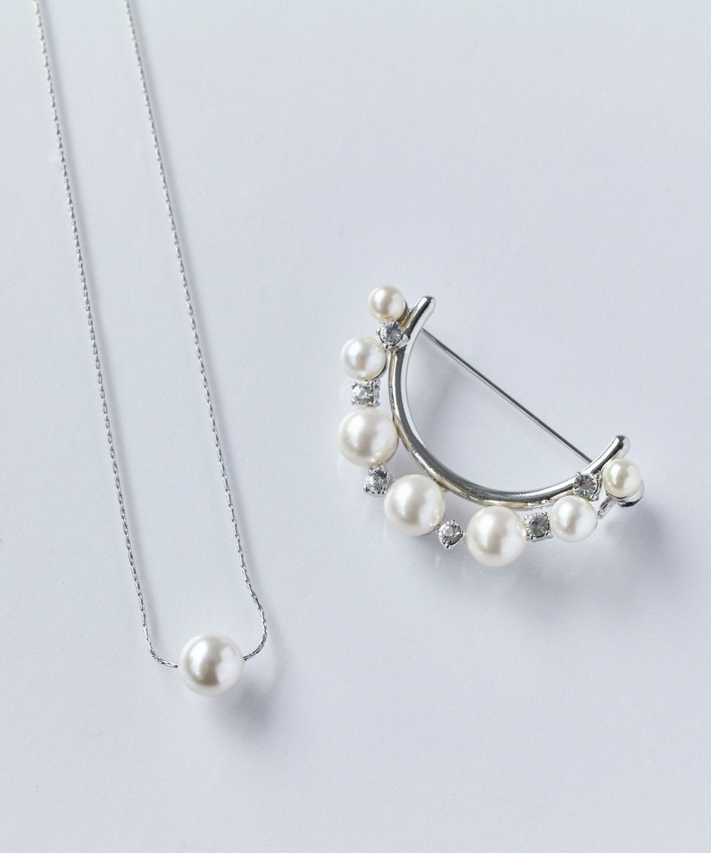 Phoebe <オンワード限定セット>ワントップパールネックレス×フォーマルパールビジューハーフブローチ 