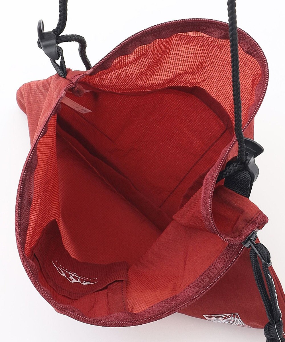 JOSEPH ABBOUD MOUNTAIN 【軽量/ECO撥水/小さくたためる】ナイロンフライリップサコッシュ 