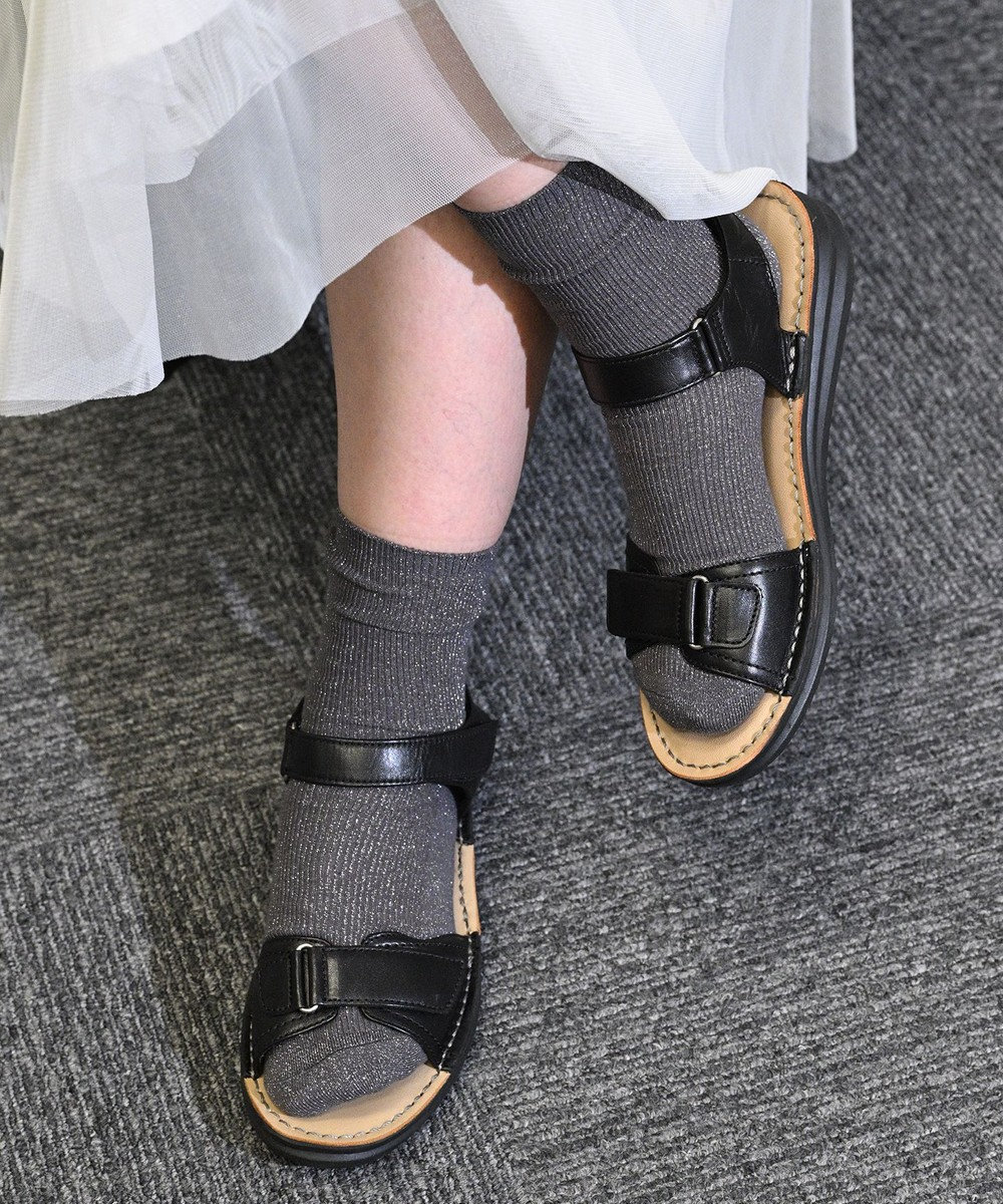 Pointer 本革 甲幅調整 超軽量マジックテープ付きサンダル 