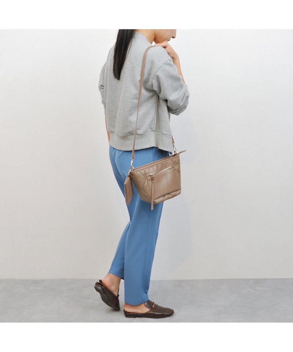 UNBILLION cachecache パテッドキルティングショルダーバッグ 