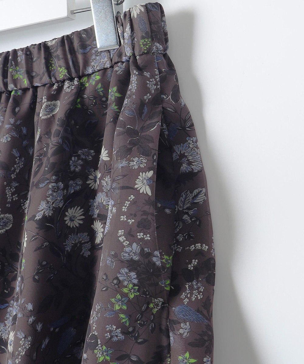 自由区 【セットアップ対応・洗える】ボタニカルフラワープリントティアード スカート 