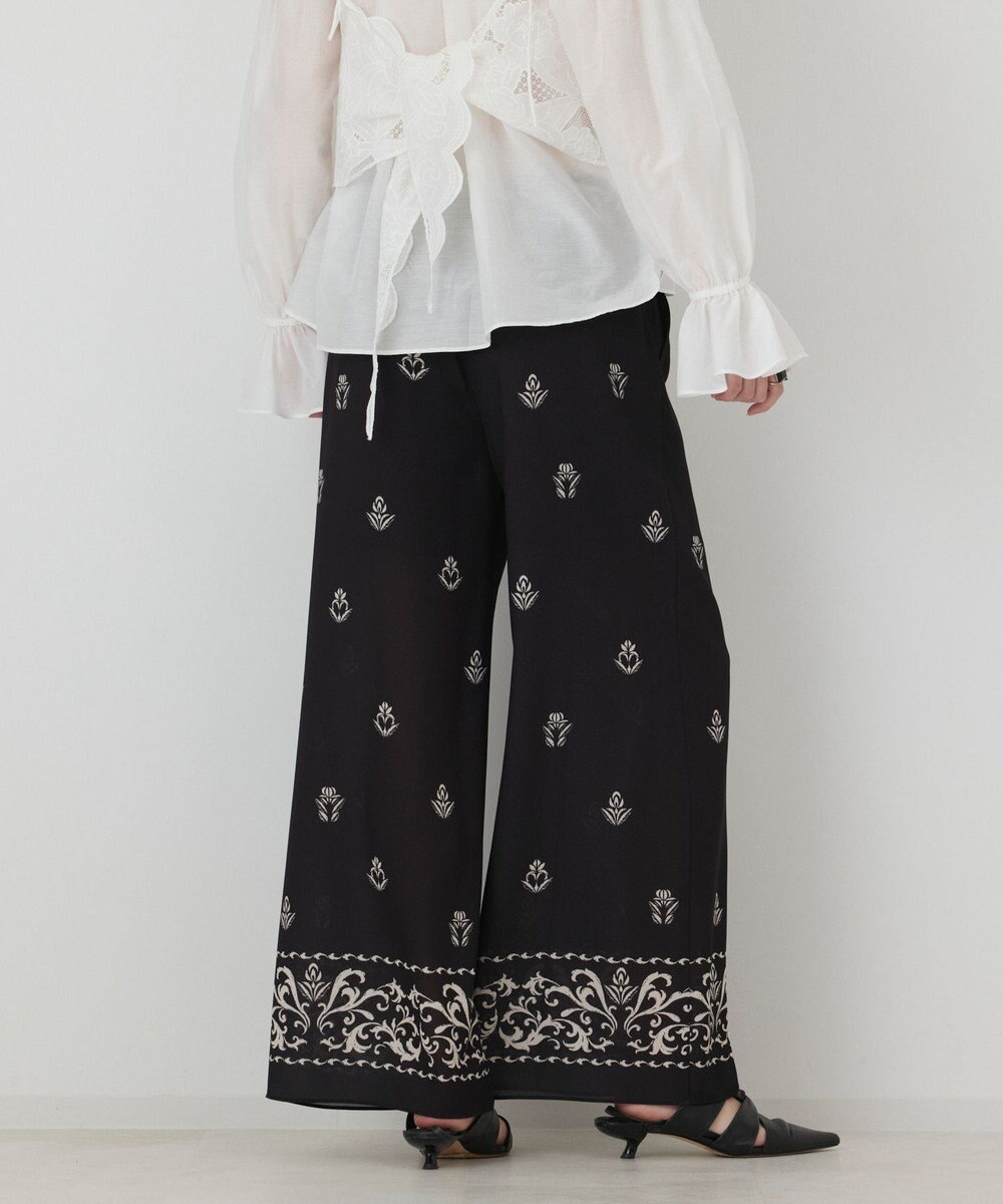 GRACE CONTINENTAL キカプリントイージーパンツ 