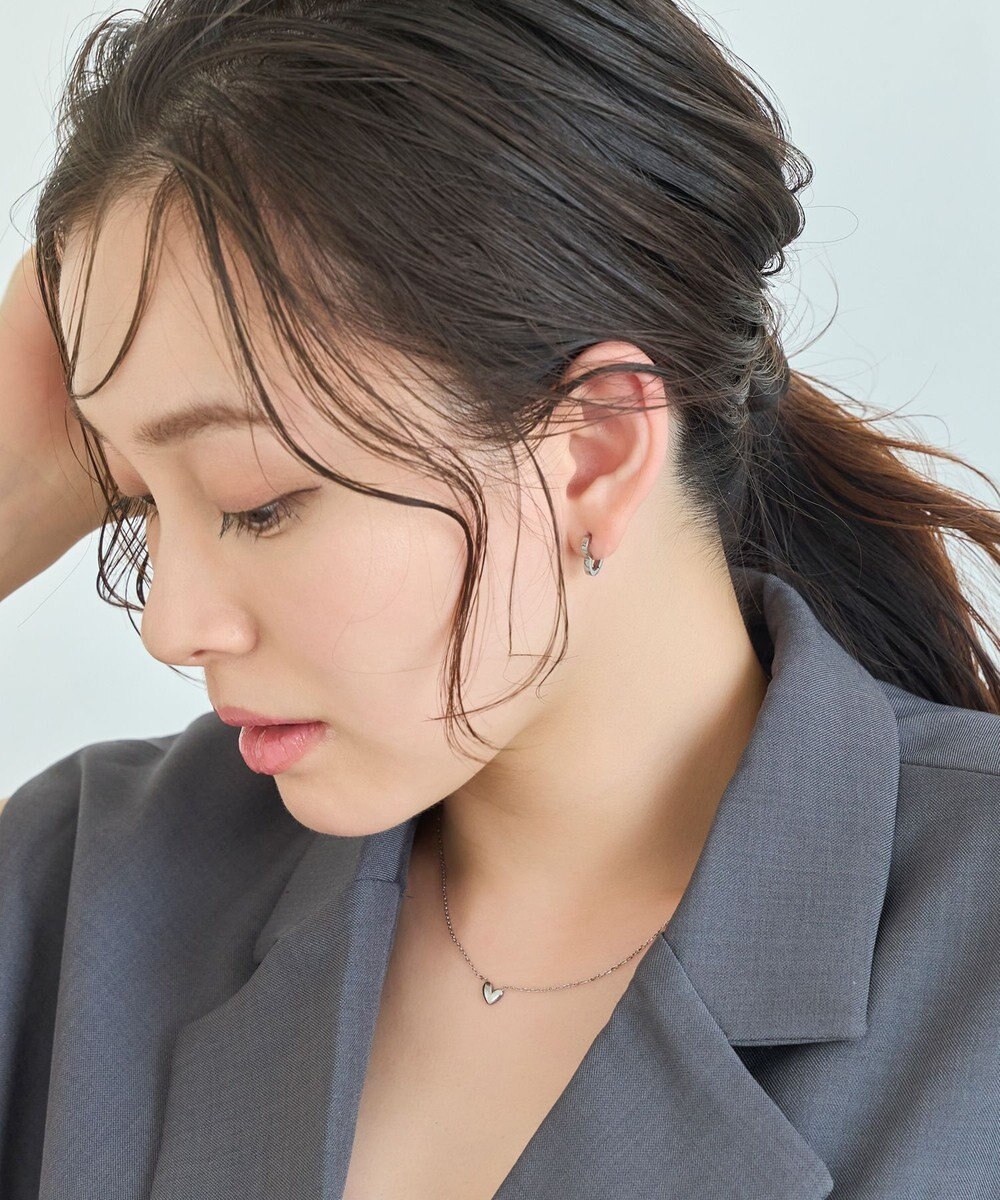 Phoebe 【金属アレルギー対応】スリークハートネックレス　シルバー/サージカルステンレス 