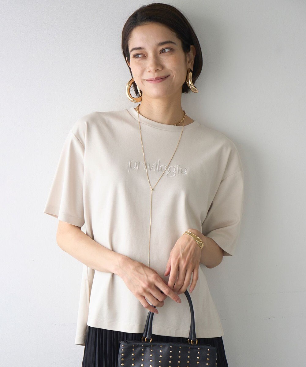 UNFILO BEAUTY FORM ロゴ刺繍 半袖Tシャツ 