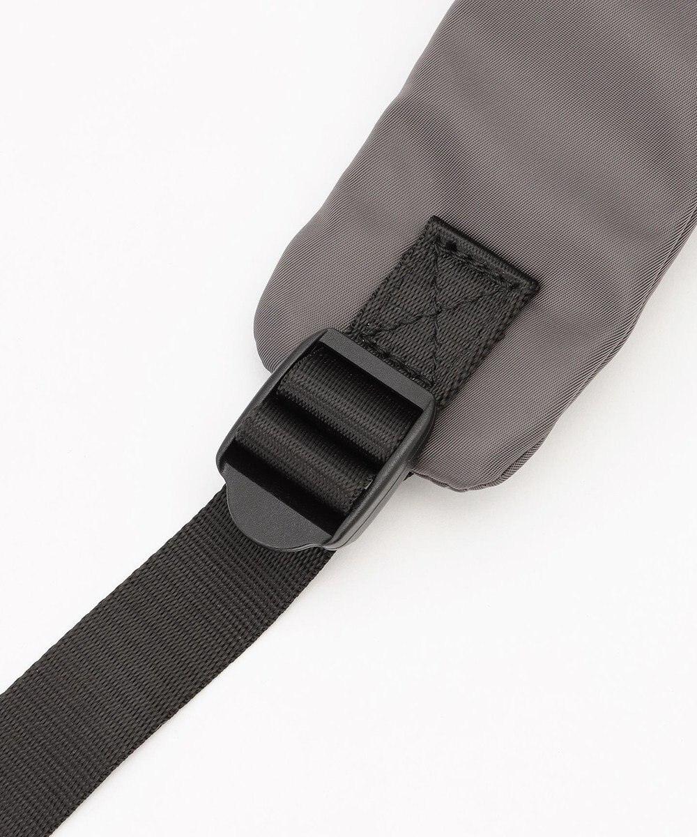 Y'SACCS 【Y’SACCS vous et】フロントファスナークロスボディバッグ 