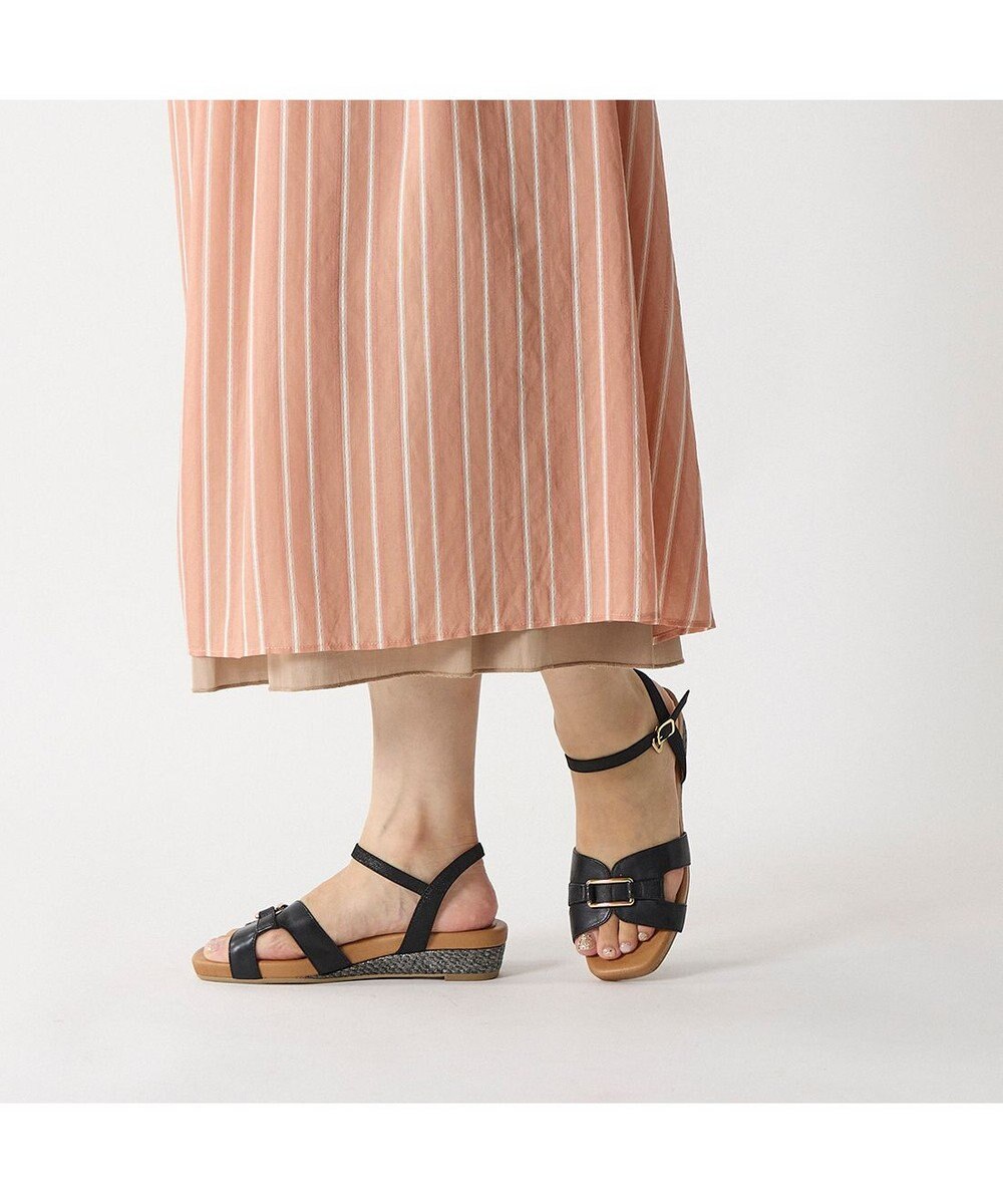 ing <ing>ローヒールウエッジサンダル 