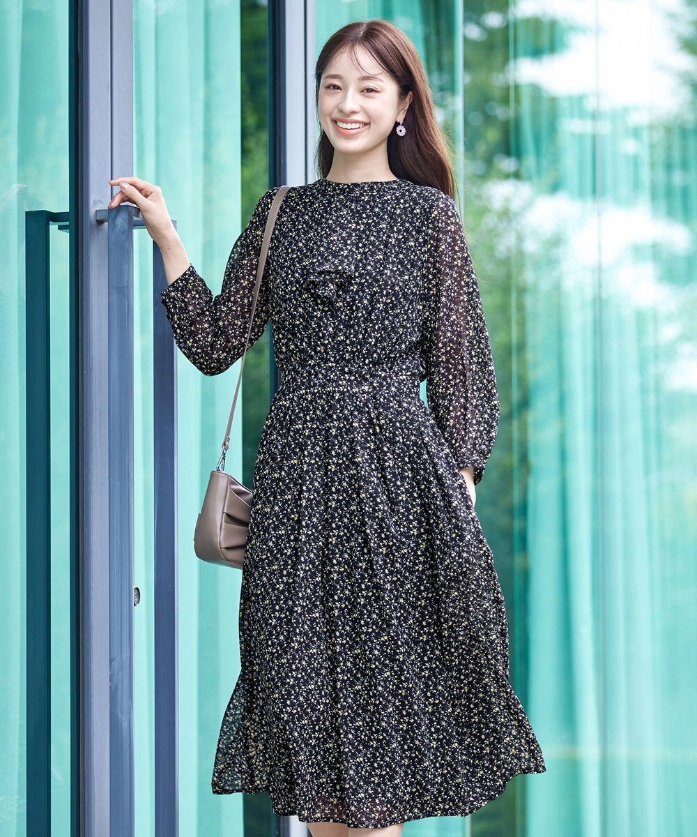 Tiaclasse 【新色追加・洗える】花柄フリルドレープワンピース 