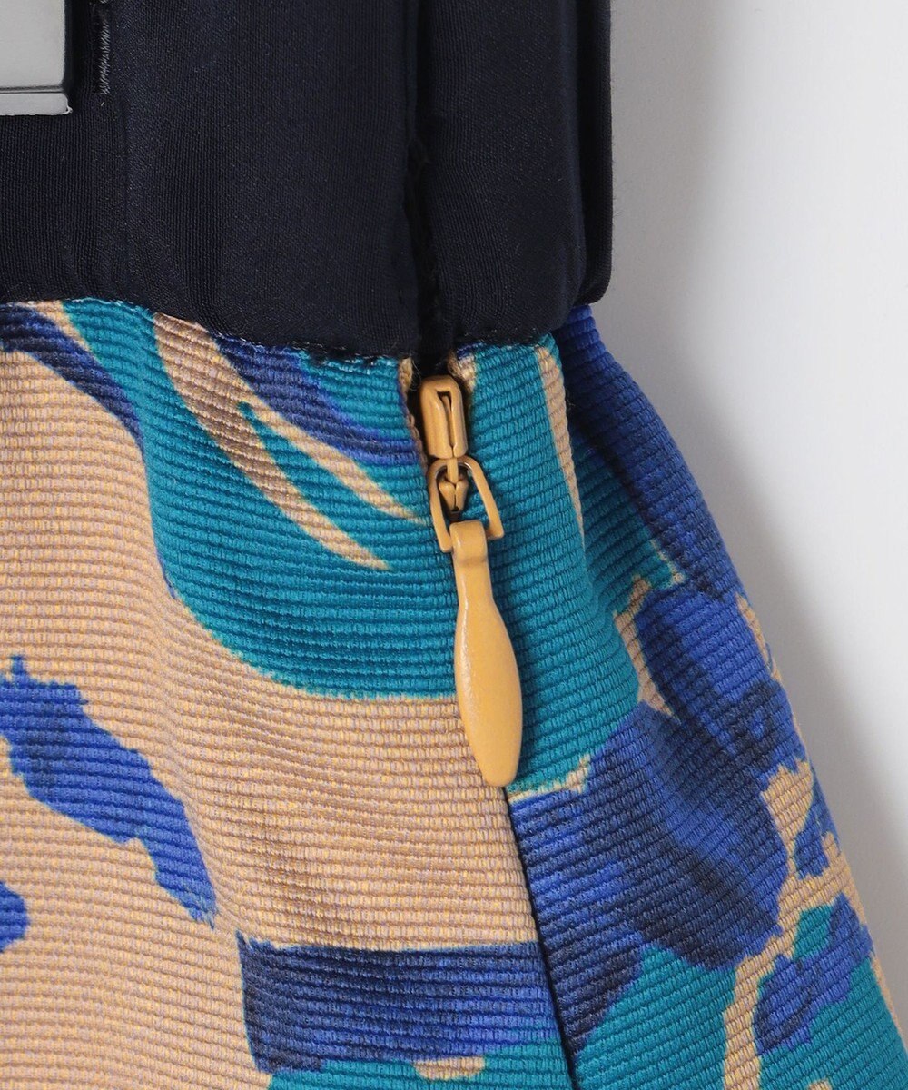 自由区 S 【SHIHOさん着用】アートタッチフラワープリント スカート 