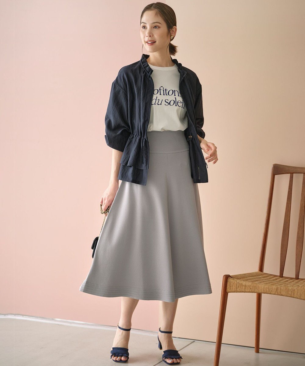 組曲 L ブルーデイジーロゴプリント Tシャツ 