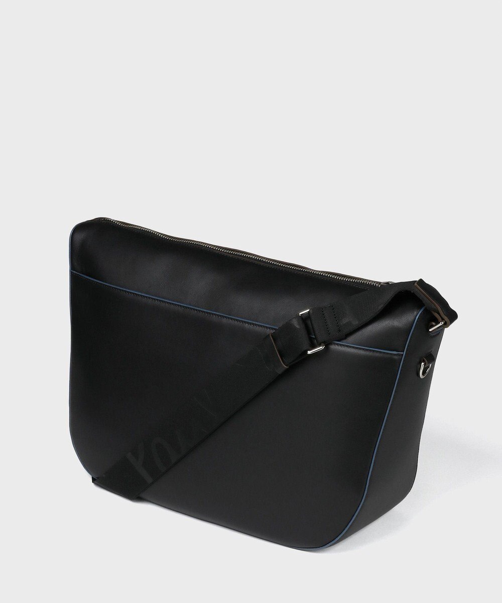 Paul Smith ロゴエンボス ショルダーバッグ 