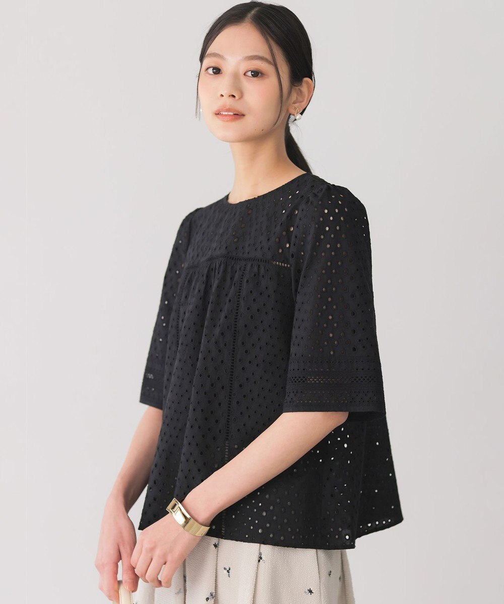 組曲 エンブロイダリーレース5分袖 ブラウス 