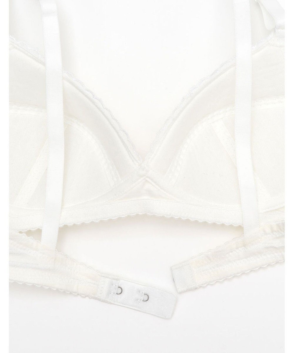 Wing ジュニア ノンワイヤーブラ Wing Teen やさしいフィット感 綿混素材(カップ肌側) 【STEP3 まるみをおびてきた胸に】 RB6136 ウイング／ワコール 