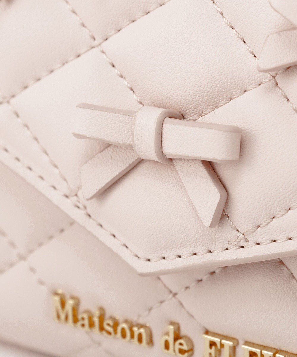 Maison de FLEUR ロンバスキルトリボンウォレット 
