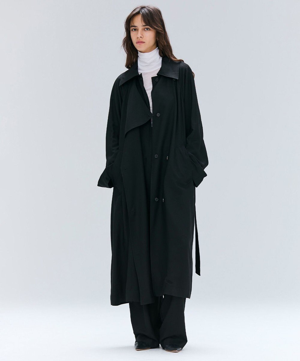 BEIGE， COBURN / シルク混ロングステンカラーコート 