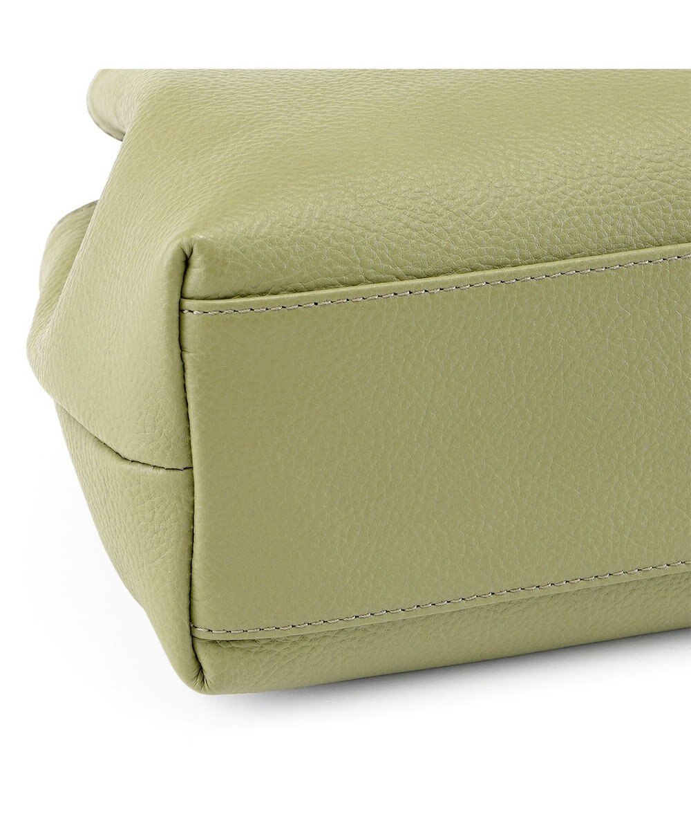 IBIZA イニシオ　牛革　ショルダーバッグ 