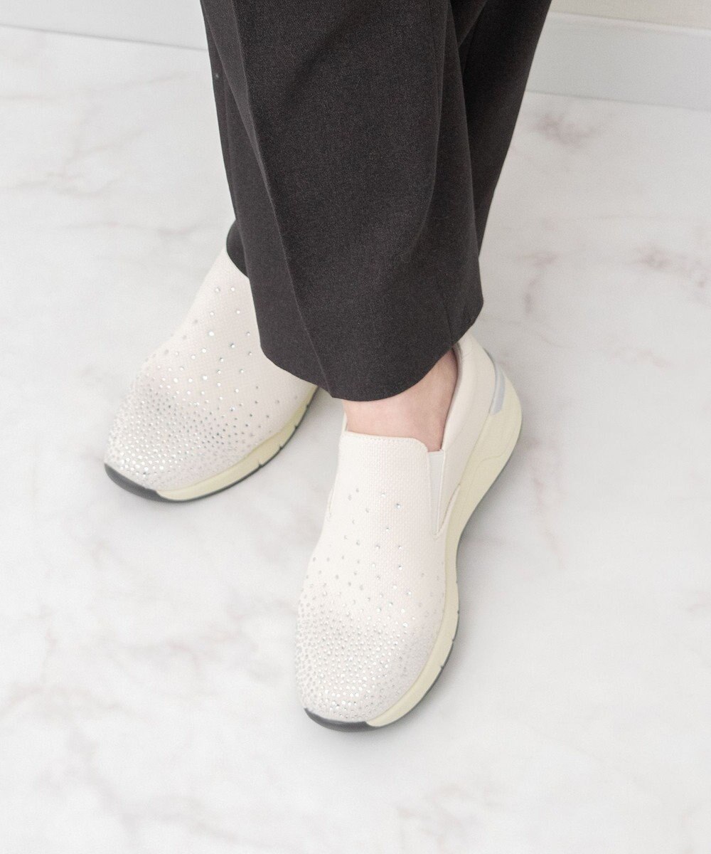 Bridget Birkin 【Round About】ラインストーンアクセントスリッポンスニーカー 