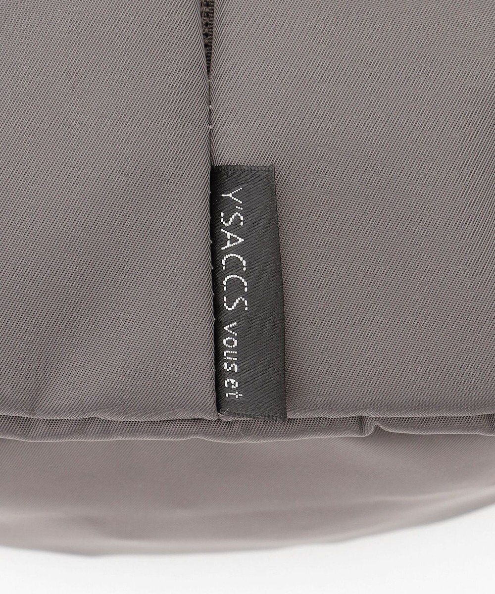 Y'SACCS 【Y’SACCS vous et】フロントファスナークロスボディバッグ 