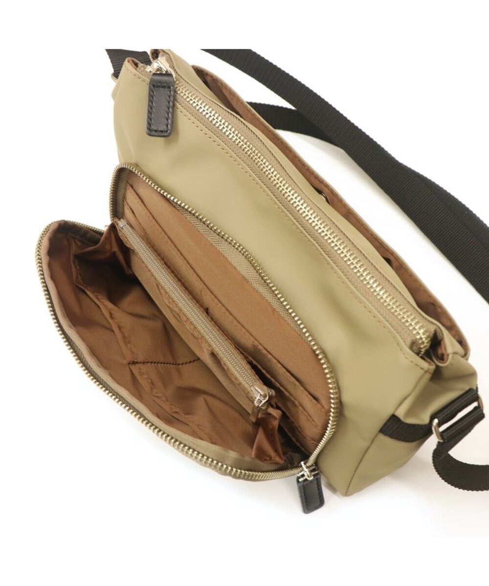 Regalo Felice 【軽量 / お財布機能付き / 防水】ショルダー / REGALO 