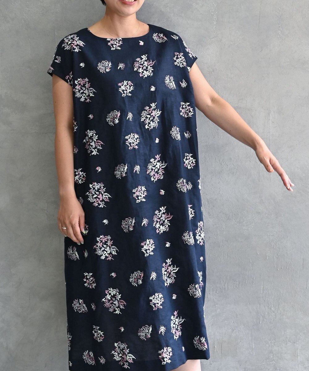 muuc 〈コットン×リネン〉〈高品質なドライタッチ生地〉野小花刺繍ゆったりワンピース 