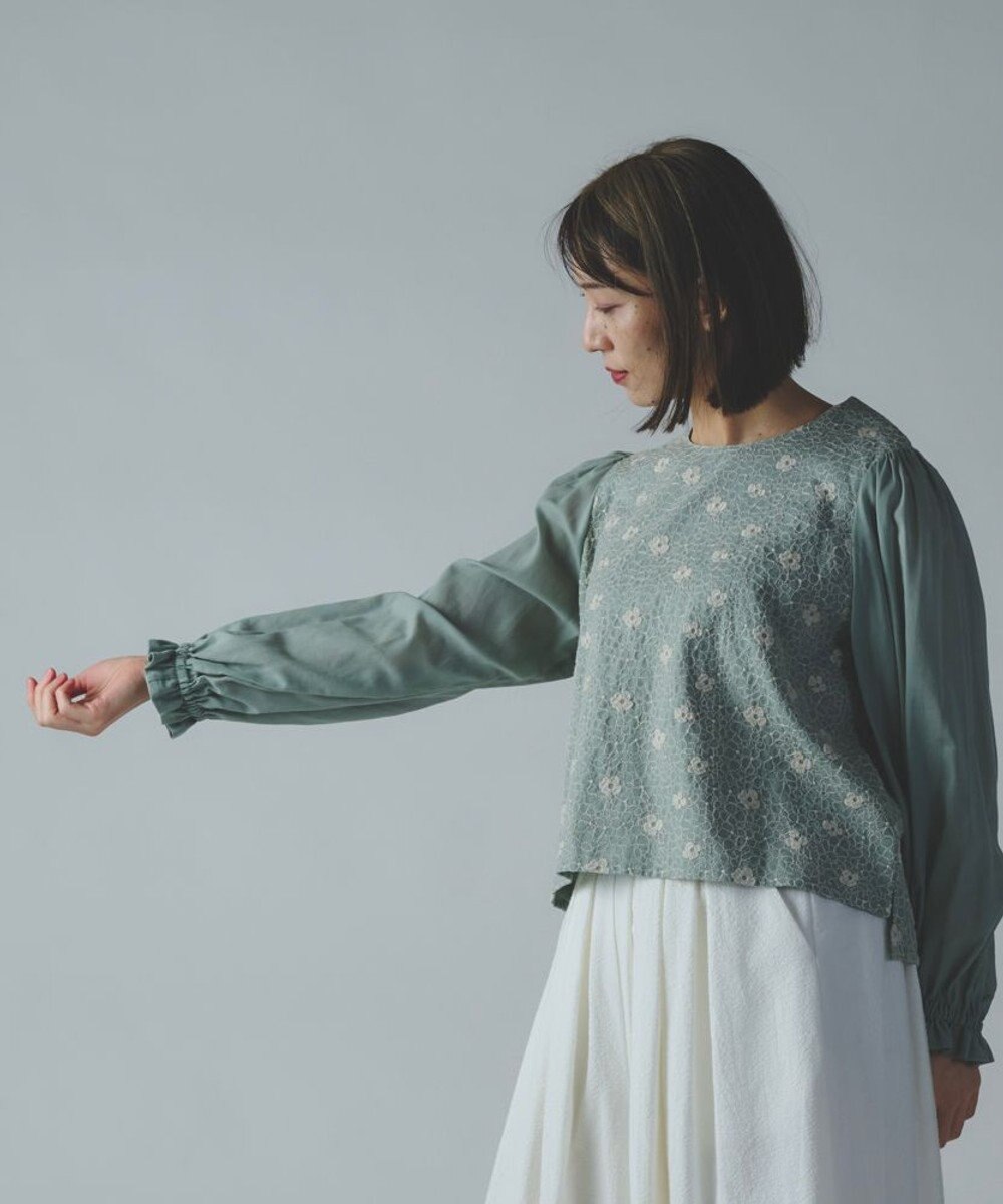 muuc 【手刺繍のような刺繍が美しい】ハイドランジア ブラウス 