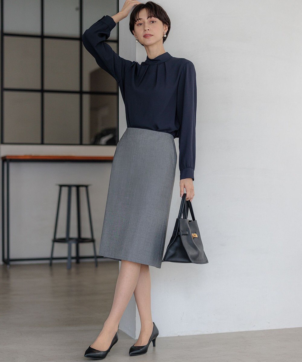 23区 【吸水速乾/UVケア/防シワ性】バックサテンアムンゼン ボウタイ付き 2WAY ブラウス 