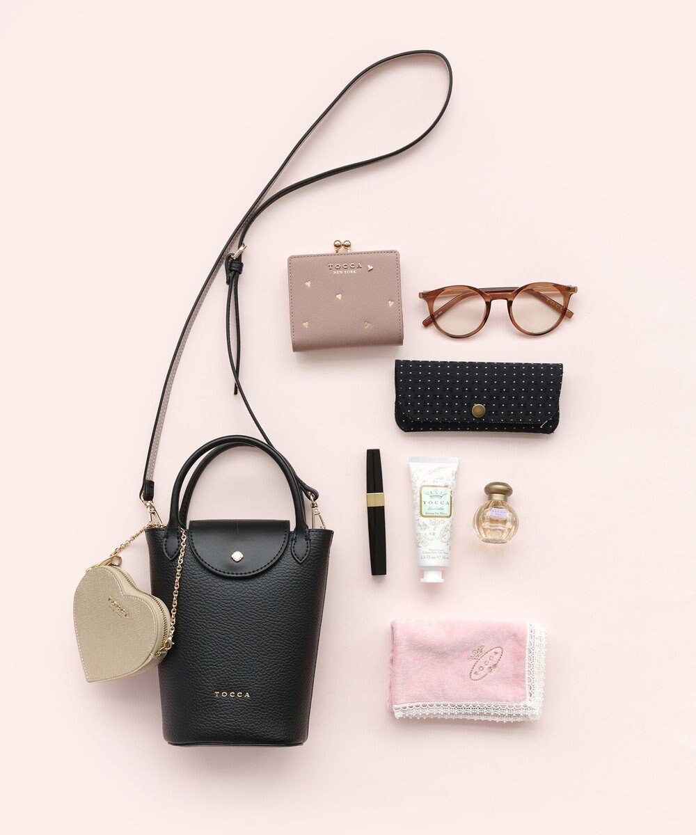 TOCCA 【八木アリサさん着用】PETAL SILHOUETTE LEATHER POCHETTE ポシェット 