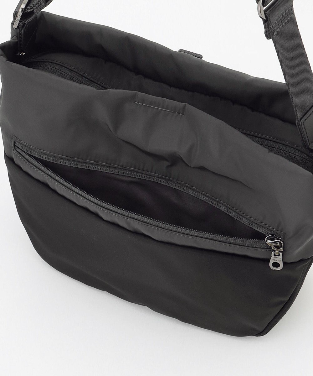 Y'SACCS ドローストリング コンビカラーショルダー 