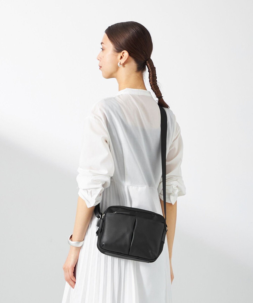 Y'SACCS ナイロン×牛革コンビシリーズ　横型ショルダーバッグ　SSサイズ 