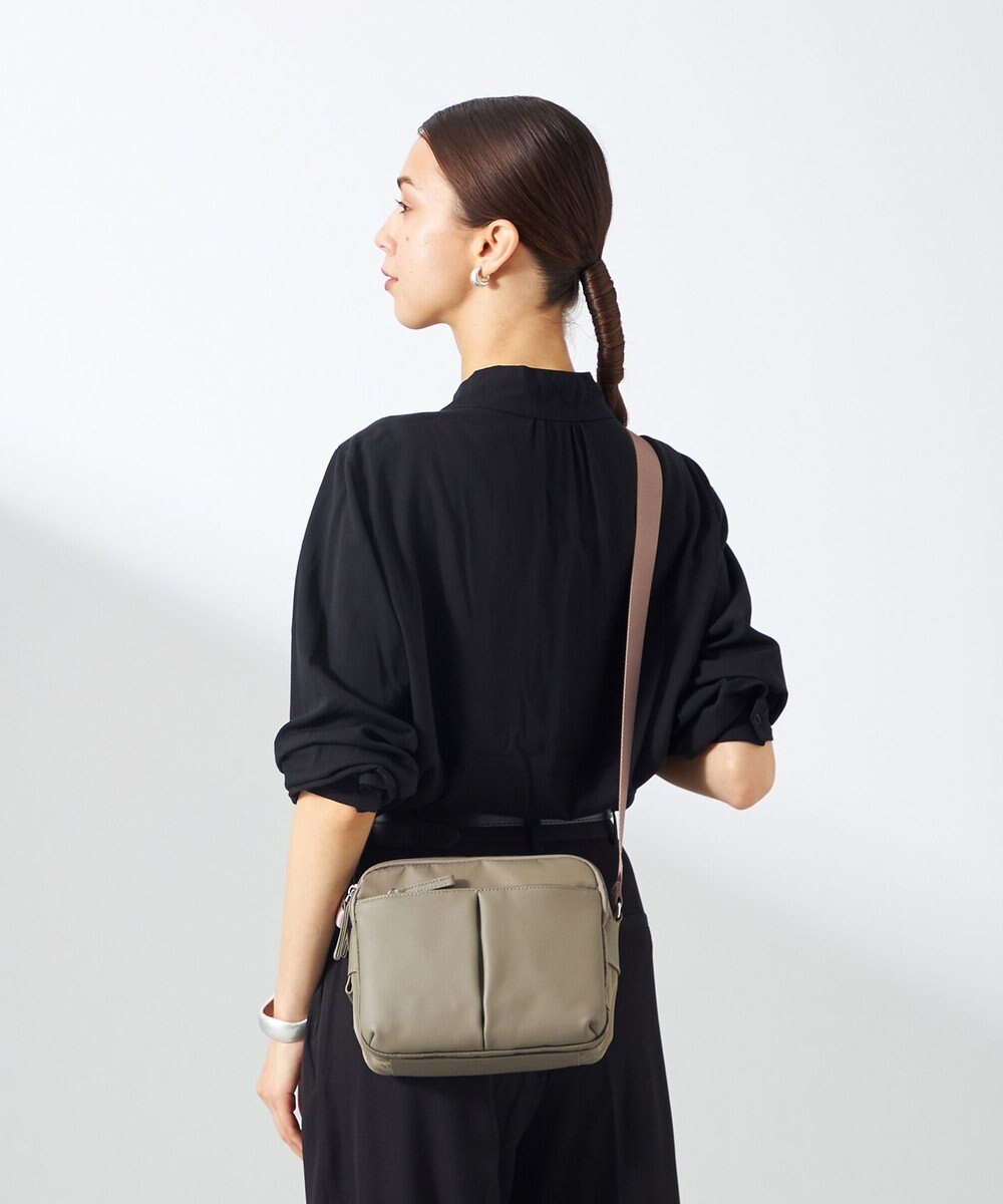 Y'SACCS ナイロン×牛革コンビシリーズ　横型ショルダーバッグ　SSサイズ 