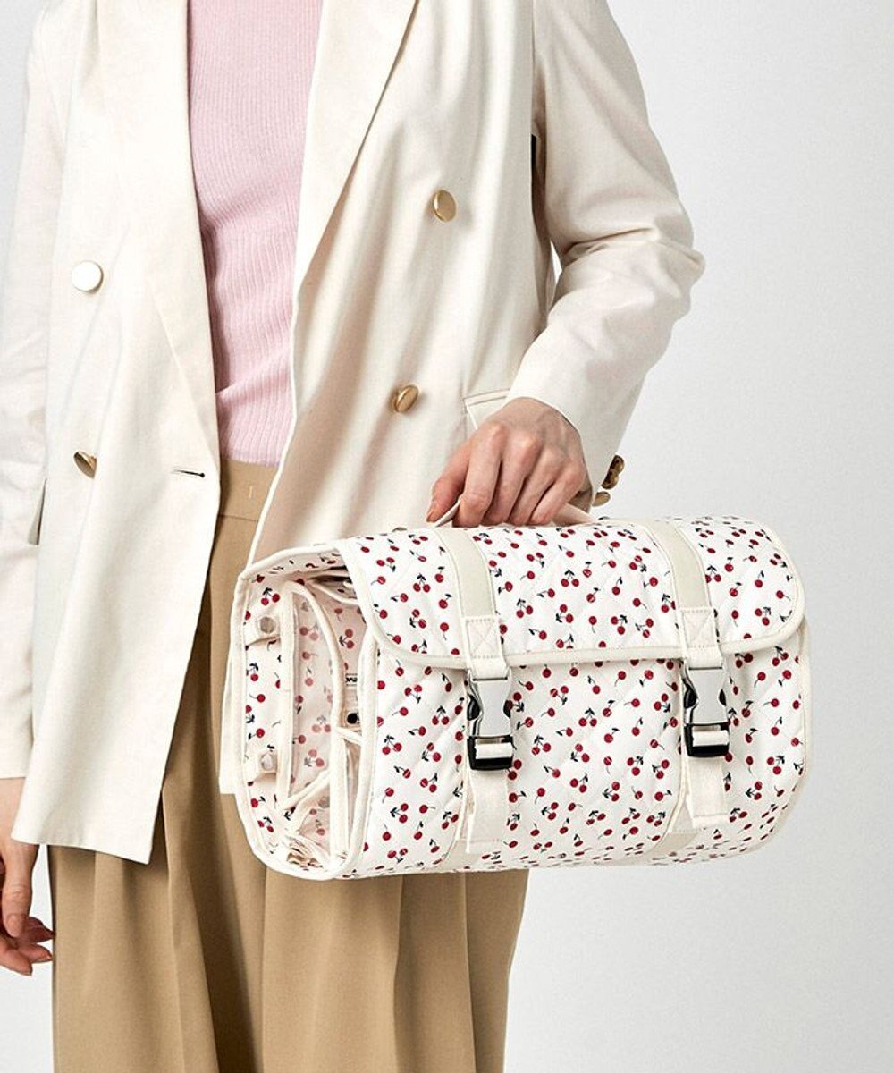 LeSportsac BEAUTY ROLL POUCH/チェリーレッドキルト 