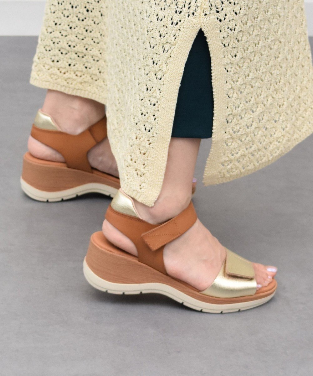 INTER-CHAUSSURES 【Marila】異素材コンビウエッジサンダル 
