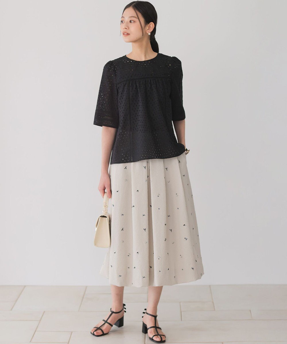 組曲 【WEB限定】ミニフラワーエンブロイダリー スカート 