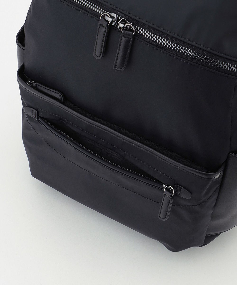 Y'SACCS 【ナイロンタフタ×リサイクルレザー】デイリーリュック 