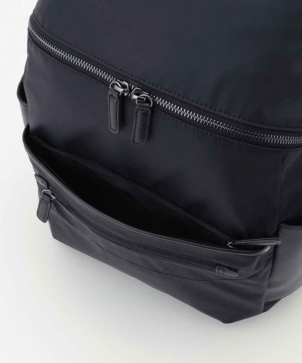 Y'SACCS 【ナイロンタフタ×リサイクルレザー】デイリーリュック 