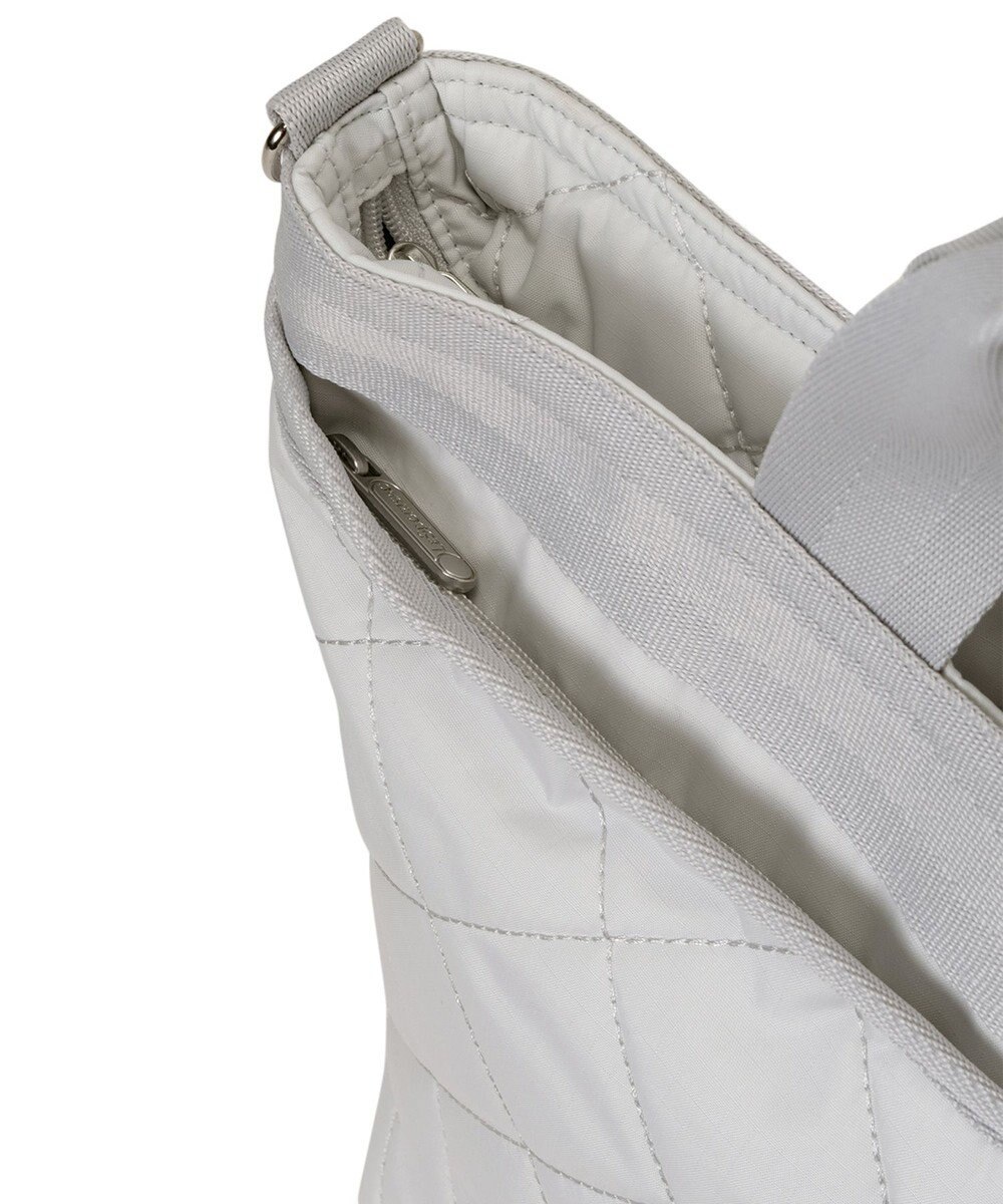 LeSportsac BUCKET TOTE W PEARLS/ミストグレーパール 