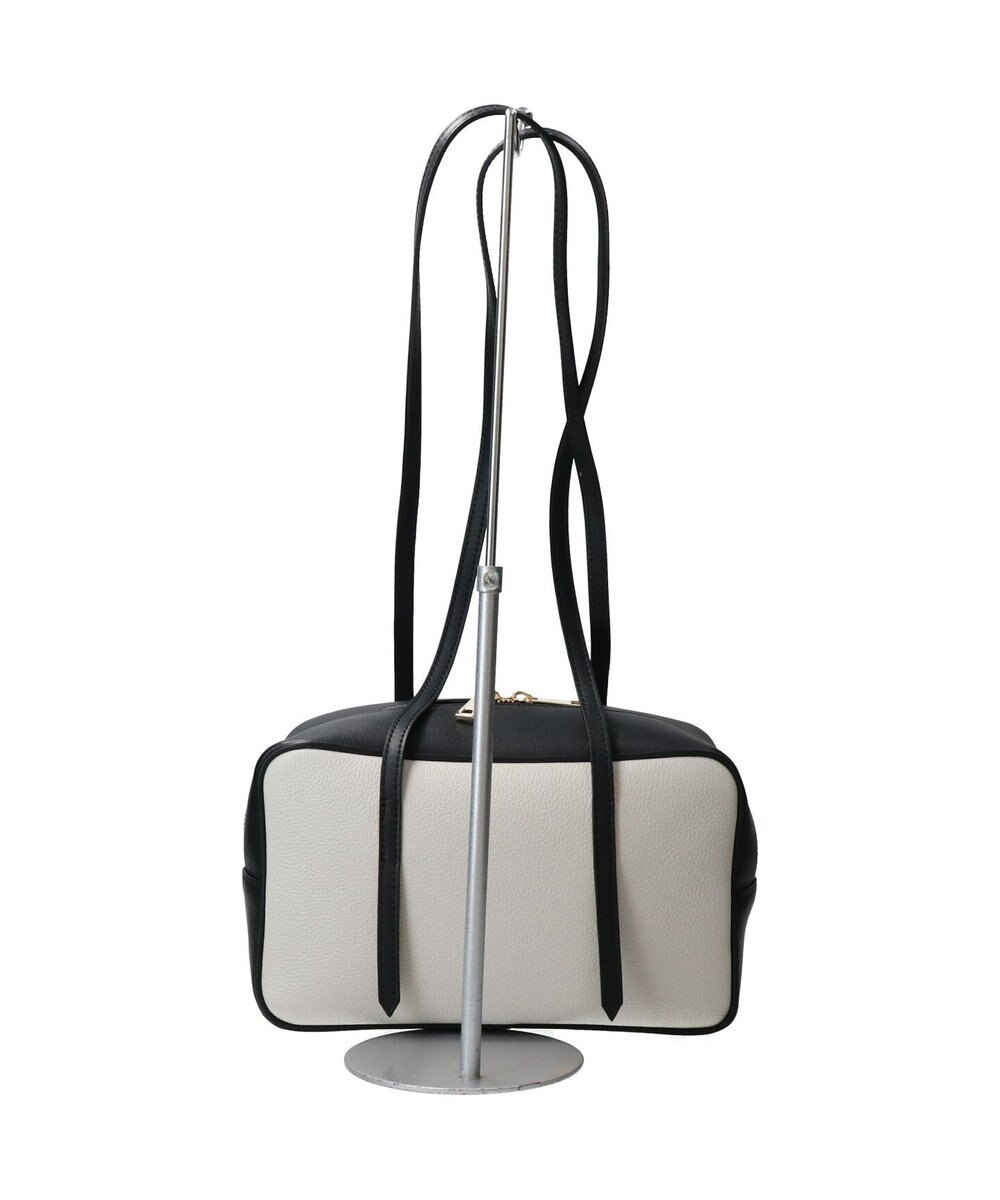 INTER-CHAUSSURES 【Christian Villa】レザーミディアムショルダーバッグ 