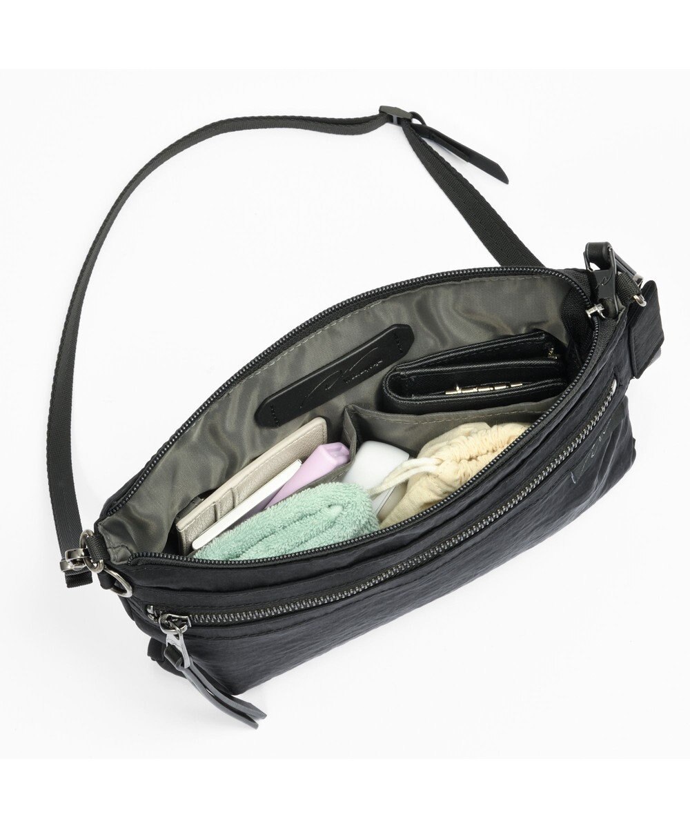 ACE BAGS & LUGGAGE W&.Day/Night キルッコ フラットショルダー 19141 ダブルアンドデイナイト 