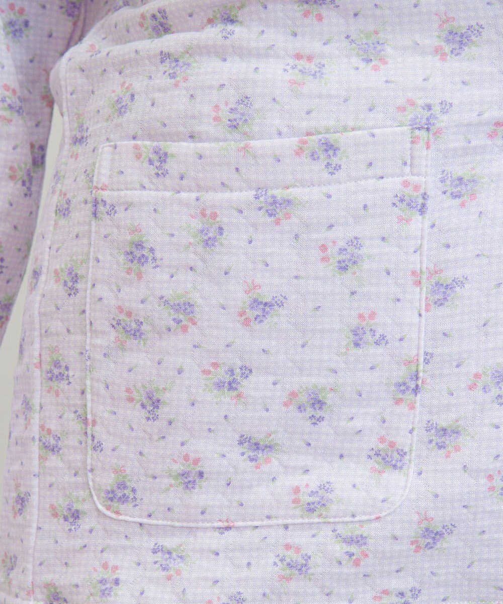 Wing 【数量限定　特別価格】 パジャマ 長袖 長ズボン 綿混(本体) キルトニット素材 保温性 あたたかい 前開きタイプ 丸首 小花柄 レディース EP6913 ウイング／ワコール 